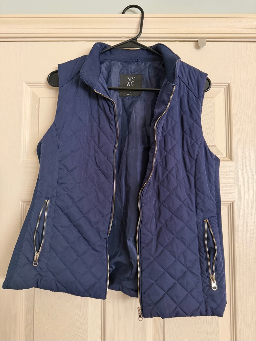 New York & Company Quilted Navy Sleeveless Puffer Vest